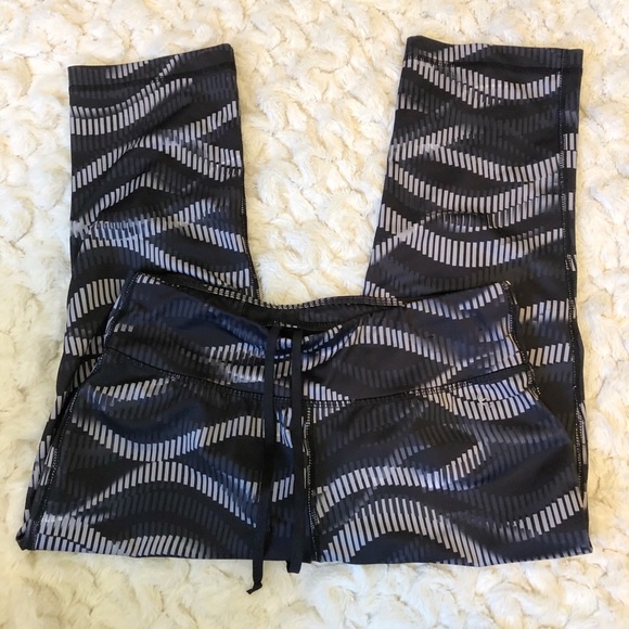 Danskin Now Leggings - Picture 2 of 4